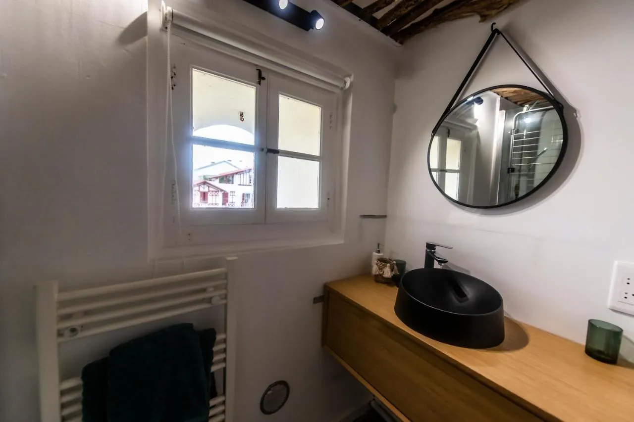 Studio Design - Proche Plage Biarritz 0*,